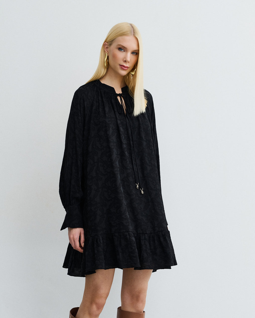Vestido Curto Manga Longa